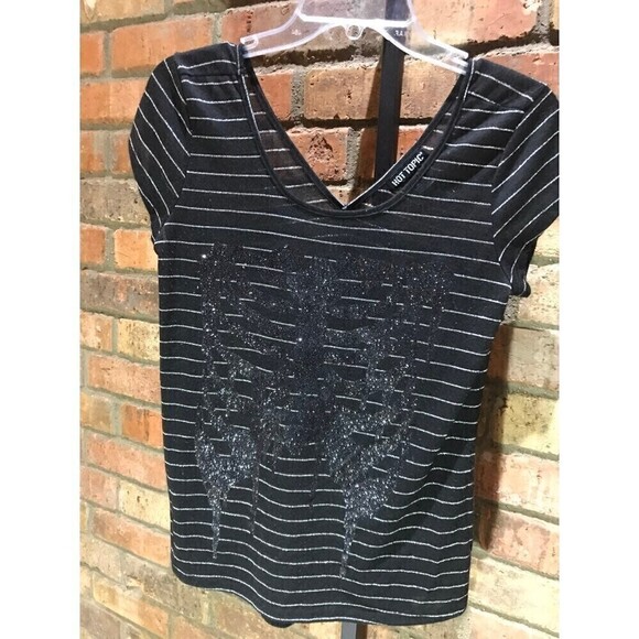 Hot Topic Tops - Hot topic glitter skeleton medium shirt